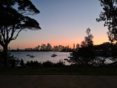 Short stay apartment with views of Sydney Harbour